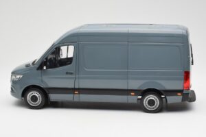 Mercedes Sprinter W907 Blågrå Norev 1:18 183423 Metall — bild 4 av 7