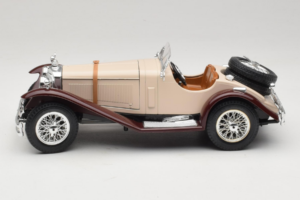 Mercedes SSK Beige & Mörkröd Bburago 1:18 3009-M4 Metall — bild 3 av 6