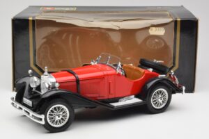 Mercedes SSK Röd & Svart Bburago 1:18 3009-M1 Metall — bild 6 av 6