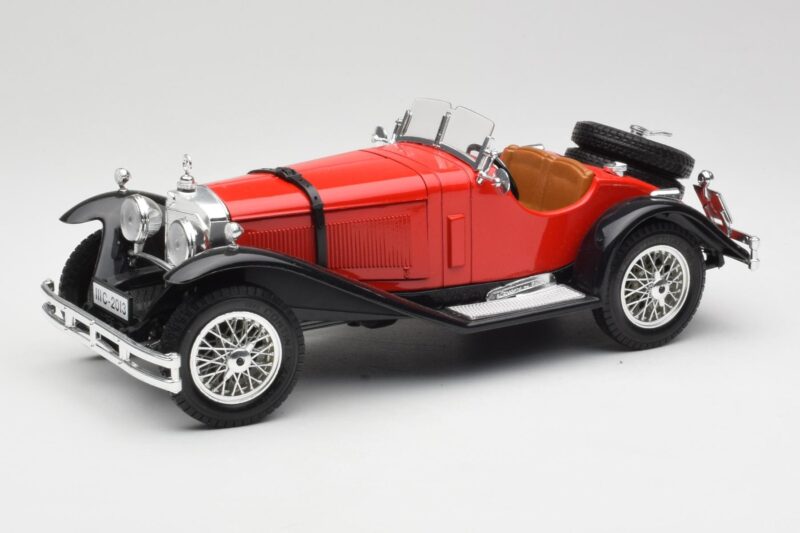 Mercedes SSK Röd & Svart Bburago 1:18 3009-M1 Metall