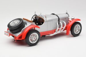 Mercedes SSK Silver & Röd Bburago 1:18 3009-M2 Metall — bild 2 av 6