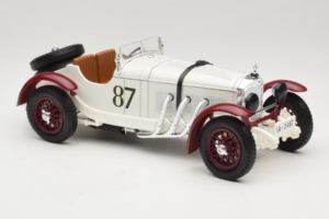 Mercedes SSKL #87 R. Caracciola Vit 1931 Bburago 1:18 3002-P1 Metall — bild 4 av 6