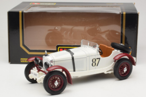 Mercedes SSKL #87 R. Caracciola Vit 1931 Bburago 1:18 3002-P1 Metall — bild 6 av 6