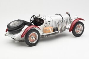 Mercedes SSKL R. Caracciola / W. Sebastian Mille Miglia Winner 1931 CMC 1:18 M-055 Metall — bild 2 av 6