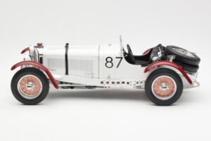 Mercedes SSKL R. Caracciola / W. Sebastian Mille Miglia Winner 1931 CMC 1:18 M-055 Metall — bild 3 av 6