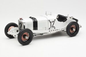 Mercedes SSKL #12 O. Merz German GP 1931 CMC 1:18 M-189 Metall