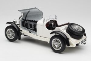 Mercedes SSKL Vit Bburago 1:18 3002 Metall — bild 5 av 8