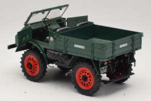 Mercedes Unimog 401 Grön Schuco 1:18 135 Metall — bild 5 av 8