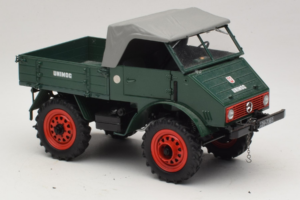 Mercedes Unimog 401 Grön Schuco 1:18 135 Metall — bild 6 av 8