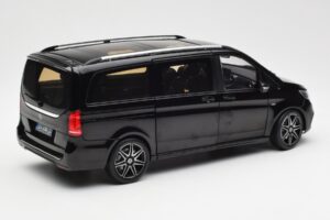 Mercedes V-Class W447 AMG Line Svart Norev 1:18 183860 Metall — bild 3 av 6