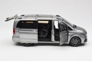 Mercedes V-Class W447 AMG Line Grå Metallic Norev 1:18 183488 Metall — bild 4 av 9