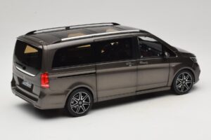 Mercedes V-Class W447 AMG Line Indium Grey Norev 1:18 183873 Metall — bild 3 av 8