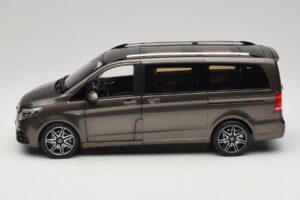 Mercedes V-Class W447 AMG Line Indium Grey Norev 1:18 183873 Metall — bild 4 av 8