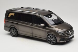 Mercedes V-Class W447 AMG Line Indium Grey Norev 1:18 183873 Metall — bild 6 av 8