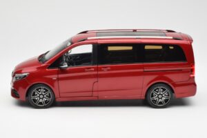 Mercedes V-Class W447 Designo Hyacinth Röd Metallic Norev 1:18 B66004166 Metall — bild 3 av 7