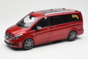 Mercedes V-Class W447 Designo Hyacinth Röd Metallic Norev 1:18 B66004166 Metall
