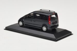 Mercedes Vaneo Mörkblå Minichamps 1:43 400031200 Metall — bild 3 av 4