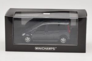 Mercedes Vaneo Mörkblå Minichamps 1:43 400031200 Metall — bild 4 av 4