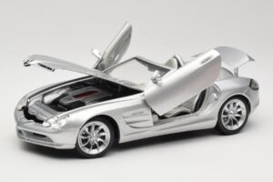 Mercedes Vision SLR Roadster Silver Maisto 1:18 B66962107 Metall — bild 2 av 8