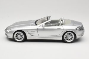 Mercedes Vision SLR Roadster Silver Maisto 1:18 B66962107 Metall — bild 4 av 8