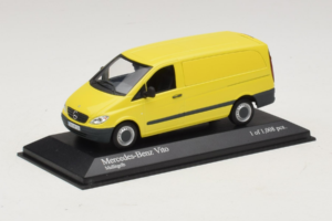 Mercedes Vito Kastenwagen Gul Minichamps 1:43 400032260 Metall — bild 2 av 4