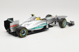 Mercedes W03 #8 N. Rosberg Mercedes AMG Petronas Showcar 2012 Minichamps 1:18 110120078 Metall — bild 2 av 7