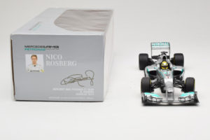 Mercedes W04 #9 N. Rosberg Mercedes AMG Petronas Showcar 2013 Minichamps 1:18 110130079 Metall — bild 6 av 7