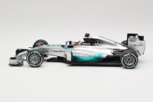 Mercedes W05 #44 L. Hamilton Mercedes AMG Petronas Chinese Grand Prix Winner 2014 Minichamps 1:18 110140244 Metall — bild 3 av 7