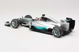 Mercedes W05 #44 L. Hamilton Mercedes AMG Petronas Chinese Grand Prix Winner 2014 Minichamps 1:18 110140244 Metall — bild 5 av 7