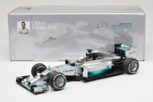 Mercedes W05 #44 L. Hamilton Mercedes AMG Petronas Chinese Grand Prix Winner 2014 Minichamps 1:18 110140244 Metall — bild 7 av 7
