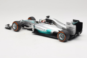 Mercedes W05 #44 L. Hamilton Mercedes AMG Petronas Malaysian Grand Prix Winner 2014 Minichamps 1:18 110140144 Metall — bild 5 av 7