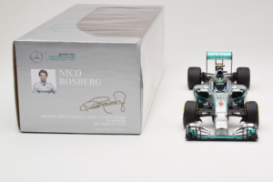 Mercedes W05 #6 N. Rosberg Mercedes AMG Petronas Abu Dhabi Grand Prix 2014 Minichamps 1:18 110140406 Metall — bild 6 av 7