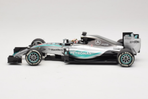 Mercedes W06 #44 L. Hamilton Mercedes AMG Petronas Australian Grand Prix Winner 2015 Minichamps 1:18 110150044 Metall — bild 3 av 7