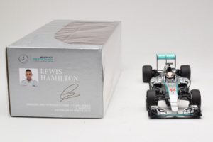 Mercedes W06 #44 L. Hamilton Mercedes AMG Petronas Australian Grand Prix Winner 2015 Minichamps 1:18 110150044 Metall — bild 6 av 7