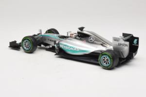 Mercedes W06 #44 L. Hamilton Mercedes AMG Petronas United States Grand Prix Winner World Champion 2015 Minichamps 1:18 110150 — bild 5 av 7