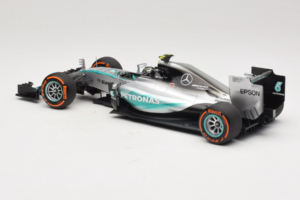 Mercedes W06 #6 N. Rosberg Mercedes AMG Petronas Japanese Grand Prix 2015 Minichamps 1:18 110150206 Metall — bild 5 av 7