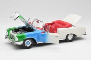 Mercedes 280SE W108 Tricolor Maisto 1:18 56014 Metall — bild 2 av 8