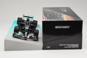 Mercedes W11 #63 G. Russell Mercedes AMG Petronas Sakhir Grand Prix 2020 Minichamps 1:18 113201663 Resin — bild 6 av 7
