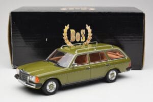 Mercedes W123 200T Cypress Grön BoS Models 1:18 BOS008 Metall — bild 6 av 6