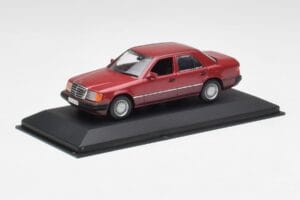 Mercedes 300D W124 Röd Minichamps 1:43 3209 Metall — bild 2 av 4
