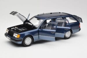 Mercedes 300D W124 T-Modell Nautical Blå Norev 1:18 183962 Metall — bild 2 av 8