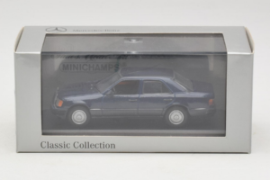 Mercedes W124 Mörkblå Minichamps 1:43 MB006 Metall — bild 4 av 4