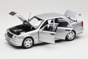 Mercedes C36 AMG W202 Silver Metallic Norev 1:18 183380 Metall — bild 2 av 8