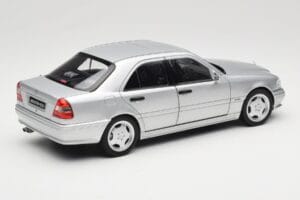 Mercedes C36 AMG W202 Silver Metallic Norev 1:18 183380 Metall — bild 3 av 8