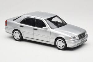 Mercedes C36 AMG W202 Silver Metallic Norev 1:18 183380 Metall — bild 6 av 8