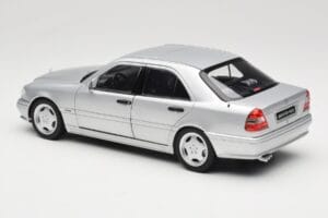 Mercedes C36 AMG W202 Silver Metallic Norev 1:18 183380 Metall — bild 7 av 8