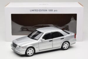 Mercedes C36 AMG W202 Silver Metallic Norev 1:18 183380 Metall — bild 8 av 8