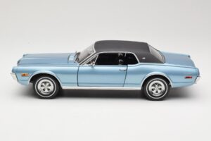 Mercury Cougar XR-7 Blå Sun Star 1:18 1562 Metall — bild 4 av 8