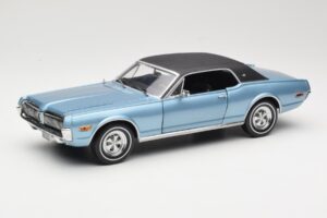 Mercury Cougar XR-7 Blå Sun Star 1:18 1562 Metall