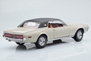 Mercury Cougar XR7-G Fawn Sun Star 1:18 1572 Metall — bild 3 av 8